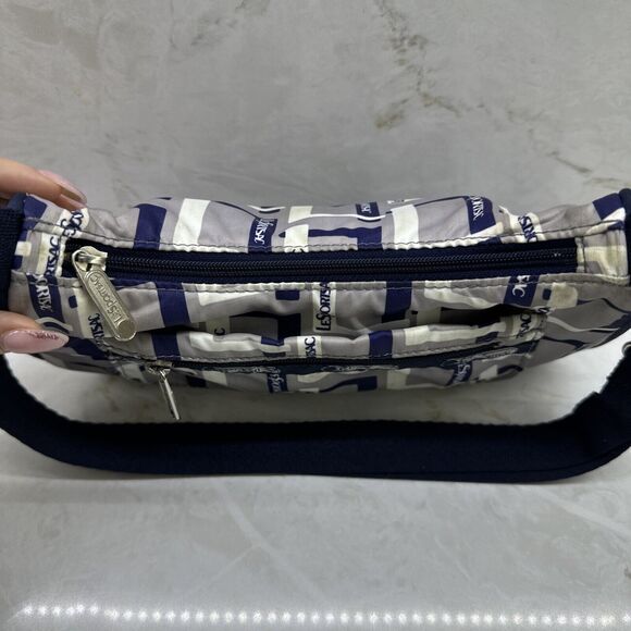 Vintage LeSportsac Blue/Gray White Crossbody Handbag Lightweight Nylon 90s - Picture 4 of 16